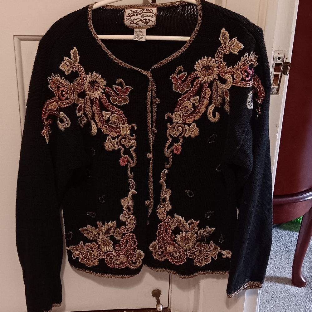 Womens sweater, Size L.